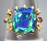 Золотое кольцо с ограненным черным опалом 3,8 карата, цаворитом, красным сапфиром и бриллиантами Золото