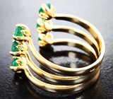 Золотое кольцо с сочно-зелеными уральскими изумрудами 1,55 карата Золото