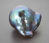 Крупная черная морская жемчужина барокко 33,74 карата