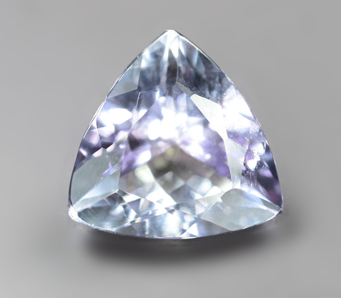 Полихромный цоизит 1,74 карата