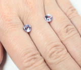 Пара полихромных цоизитов высокой чистоты 1,85 карата 