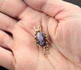 Золотой кулон с редким австралийским болдер опалом 4,78 карата и сапфирами