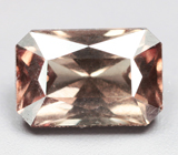 Гранат со сменой цвета 1,04 карата 