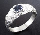 Кольцо с синим гранатом со сменой цвета 0,89 карата Серебро 925