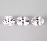 Кольцо с розовыми 1,02 карата и бесцветными сапфирами