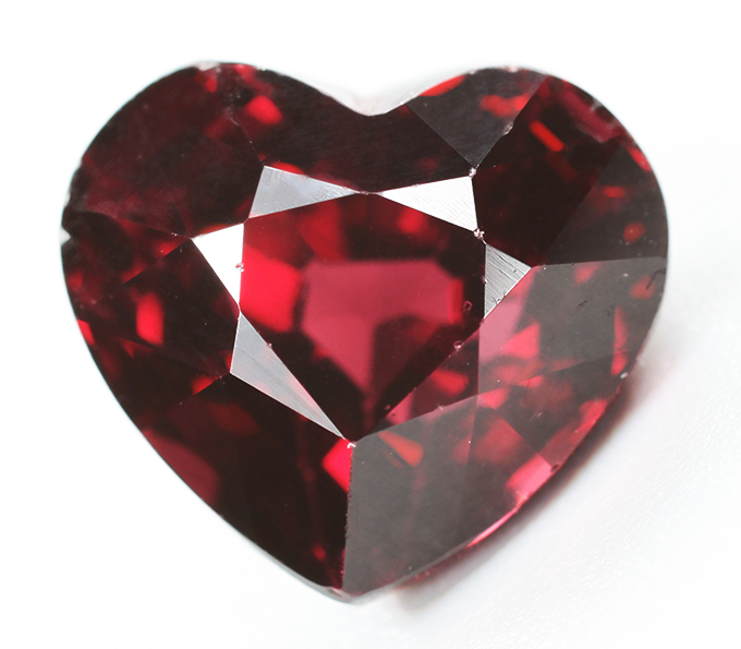 Родолит 3,05 карата