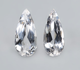 Крупная пара данбуритов высокой чистоты 4,87 карата 