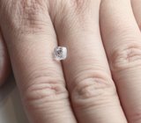 Бесцветная шпинель 1,31 карата