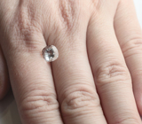 Редкий поллуцит 1,95 карата 