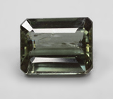 Крупный желтовато-зеленый турмалин 6,36 карата 