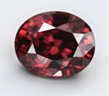 Чистейший оранжево-красный циркон 2,83 карата 