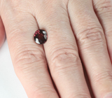 Оранжево-красный циркон высокой чистоты 3,8 карата 