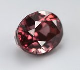 Оранжево-красный циркон высокой чистоты 3,65 карата