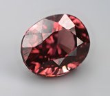 Оранжево-красный циркон высокой чистоты 3,57 карата 