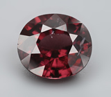 Оранжево-красный циркон высокой чистоты 3,55 карата 