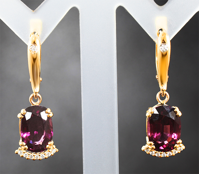 Золотые серьги с умбалитами гранатами 6,4 карата и бриллиантами