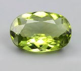 Перидот 3,74 карата 