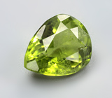 Перидот 4,48 карата 