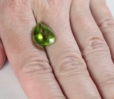 Крупный перидот 8,99 карата 