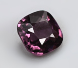 Красновато-пурпурная шпинель 0,58 карата 