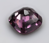 Красновато-пурпурная шпинель 0,58 карата 
