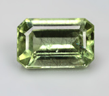 Перидот с включением рутила 1,89 карата 