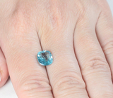 Неоново-голубой апатит 3,05 карата