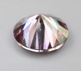 Крупный пурпурно-розовый муассанит 3,6 карата 