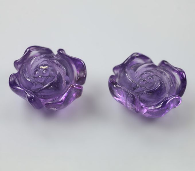 Пара резных аметистов 15,74 карата