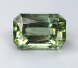 Зеленый апатит 2,01 карата 