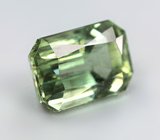 Зеленый апатит 2,01 карата 