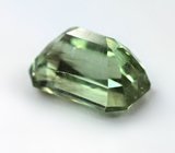 Зеленый апатит 2,01 карата 