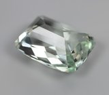 Чистейший зеленый аметист 14,6 карата 