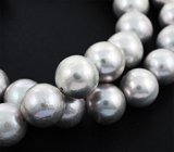 Массивное золотое колье с отборным крупным серебристым морским жемчугом барокко 348 карата