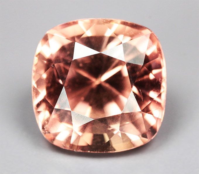 Open color grade! Падпараджа турмалин 2,77 карата