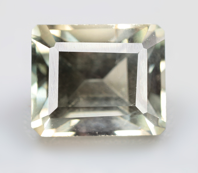 Орегонский солнечный камень высокой чистоты 1,64 карата