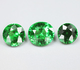Набор из 3 «неоновых» цаворитов 1,95 карата 