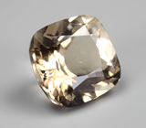 Желтый скаполит со сменой цвета 2,32 карата 