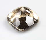 Желтый скаполит со сменой цвета 2,32 карата 