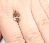 Желтый скаполит со сменой цвета 2,88 карата 