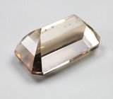 Эксклюзивный размер! Желтый скаполит со сменой цвета 12 карат