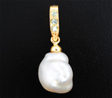 Двусторонний золотой кулон с редкой жемчужиной keshi 7,75 карата, голубыми апатитами и зелеными сапфирами Золото