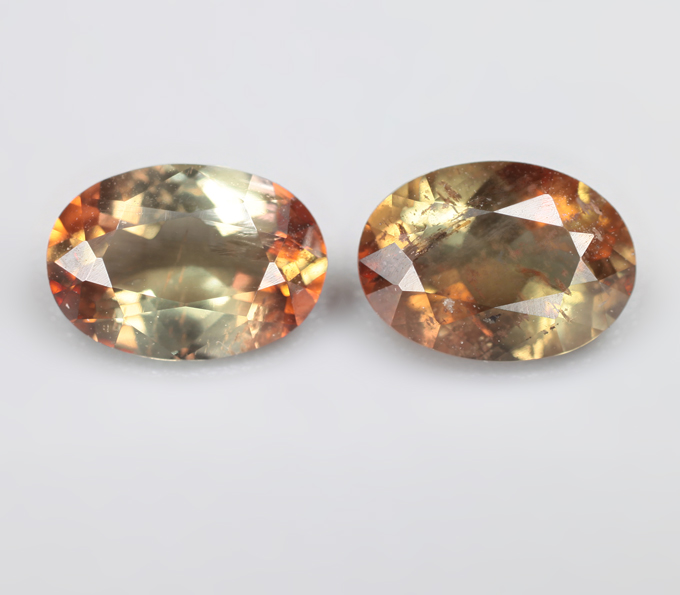 Пара андалузитов 1,18 карата