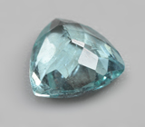 Голубой апатит 0,76 карата 