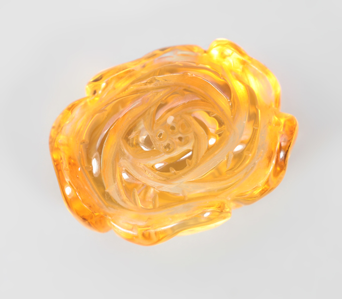 Насыщенный крупный резной цитрин 21,38 карата