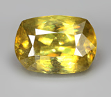 Зеленовато-желтый сфен 1,24 карата 