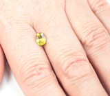 Зеленовато-желтый сфен 1,28 карата 