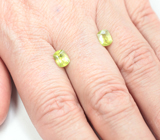 Пара желтовато-зеленых сфенов 2,07 карата 