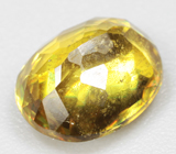 Зеленовато-желтый сфен 1,3 карата 