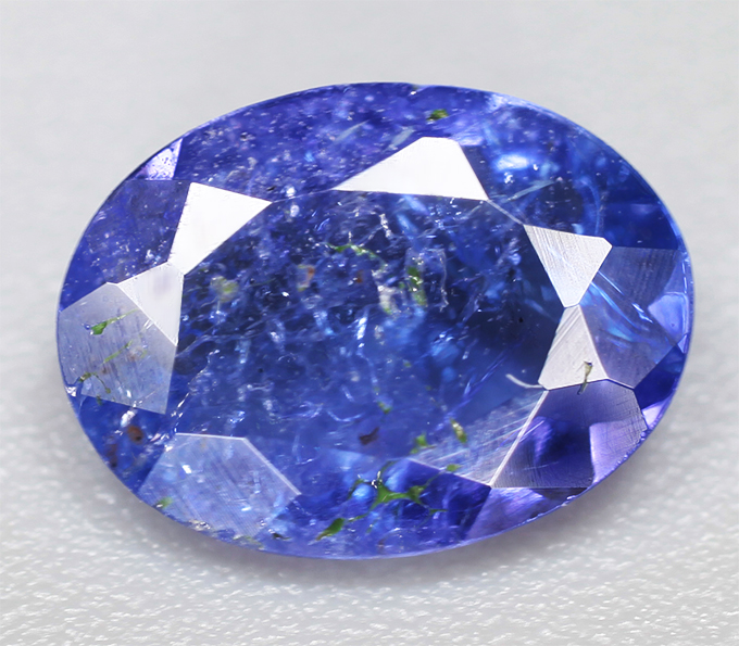 Насыщенный танзанит 0,77 карата